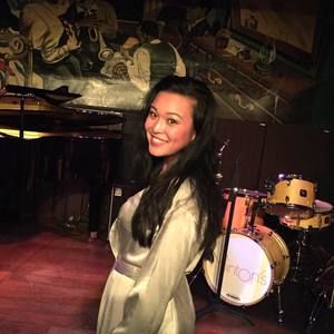 Meet your Posher, Elise